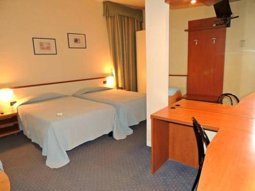 Hotel City Verona San Giovanni Lupatoto Extérieur photo