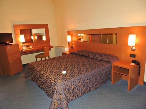 Hotel City Verona San Giovanni Lupatoto Extérieur photo